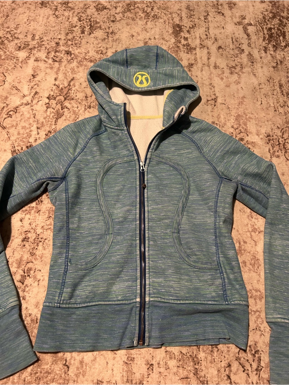 Lululemon full zip scuba size 2 CCO - Picture 3 of 4